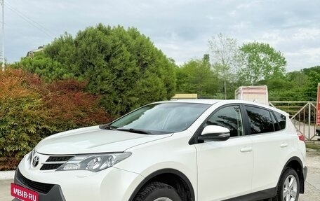 Toyota RAV4, 2013 год, 1 490 000 рублей, 2 фотография