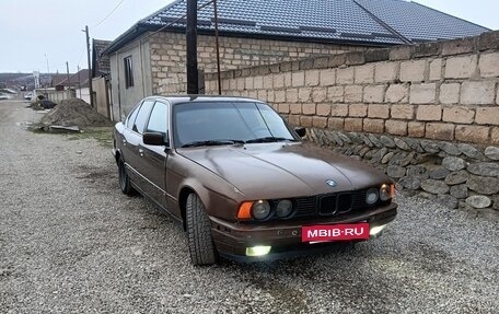 BMW 5 серия, 1988 год, 430 000 рублей, 6 фотография
