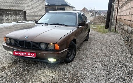 BMW 5 серия, 1988 год, 430 000 рублей, 7 фотография