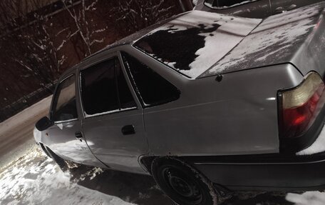 Daewoo Nexia I рестайлинг, 2000 год, 95 000 рублей, 2 фотография