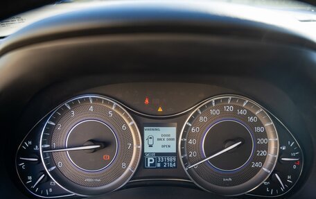 Infiniti QX56, 2012 год, 2 500 000 рублей, 13 фотография