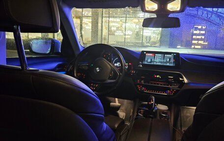 BMW 5 серия, 2018 год, 2 280 000 рублей, 11 фотография