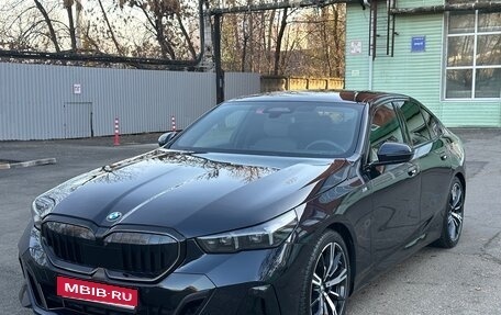 BMW 5 серия, 2023 год, 7 550 000 рублей, 1 фотография