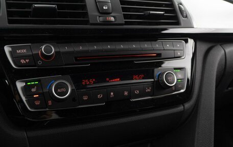 BMW 3 серия, 2015 год, 2 534 444 рублей, 15 фотография