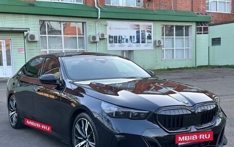 BMW 5 серия, 2023 год, 7 550 000 рублей, 3 фотография
