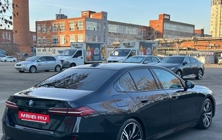 BMW 5 серия, 2023 год, 7 550 000 рублей, 10 фотография