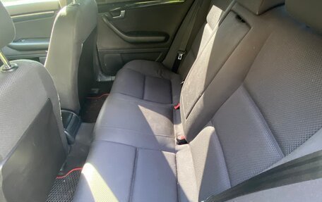 Audi A4, 2004 год, 450 000 рублей, 11 фотография