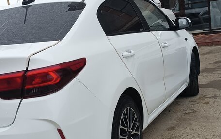 KIA Rio IV, 2021 год, 1 100 000 рублей, 5 фотография