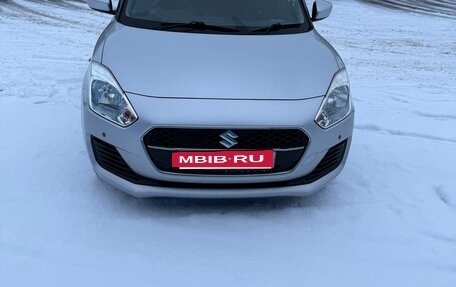 Suzuki Swift V, 2018 год, 1 175 000 рублей, 3 фотография