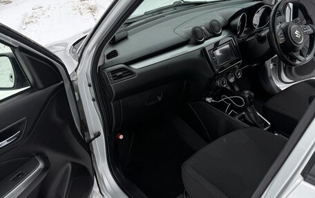 Suzuki Swift V, 2018 год, 1 175 000 рублей, 10 фотография