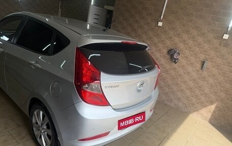 Hyundai Solaris II рестайлинг, 2014 год, 985 000 рублей, 4 фотография