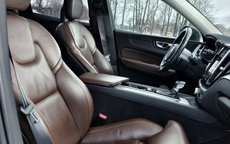 Volvo XC60 II, 2018 год, 3 650 000 рублей, 14 фотография