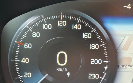 Volvo XC60 II, 2018 год, 3 650 000 рублей, 28 фотография