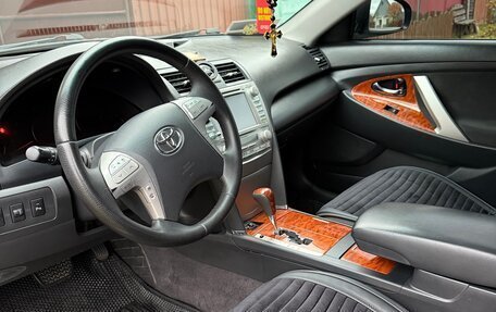 Toyota Camry, 2011 год, 1 500 000 рублей, 9 фотография