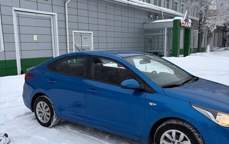 Hyundai Solaris II рестайлинг, 2017 год, 1 200 000 рублей, 5 фотография