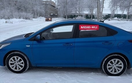 Hyundai Solaris II рестайлинг, 2017 год, 1 200 000 рублей, 3 фотография