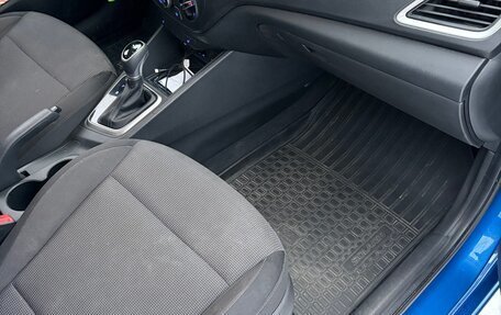 Hyundai Solaris II рестайлинг, 2017 год, 1 200 000 рублей, 21 фотография