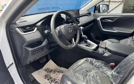 Toyota RAV4, 2025 год, 3 900 000 рублей, 10 фотография