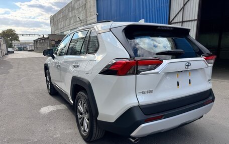 Toyota RAV4, 2025 год, 3 900 000 рублей, 5 фотография