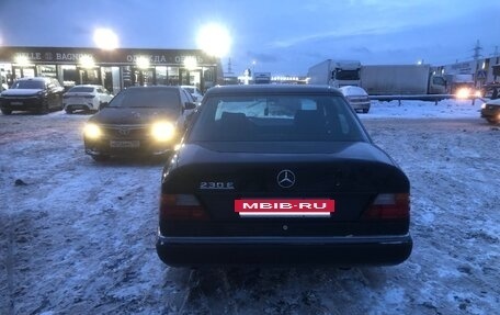 Mercedes-Benz E-Класс, 1992 год, 2 500 000 рублей, 3 фотография