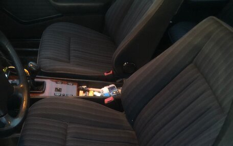 Mercedes-Benz E-Класс, 1992 год, 2 500 000 рублей, 11 фотография