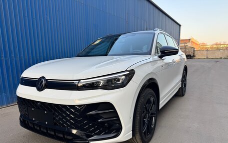 Volkswagen Tiguan, 2025 год, 4 700 000 рублей, 3 фотография