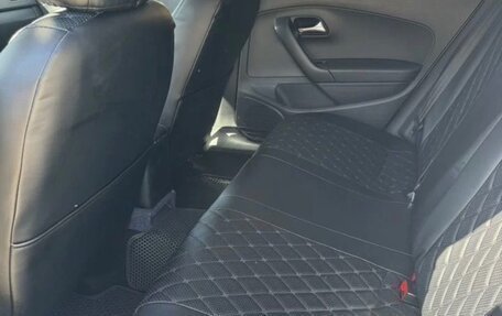 Volkswagen Polo VI (EU Market), 2013 год, 950 000 рублей, 2 фотография