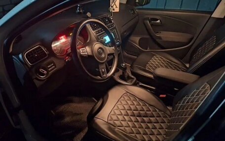 Volkswagen Polo VI (EU Market), 2013 год, 950 000 рублей, 8 фотография