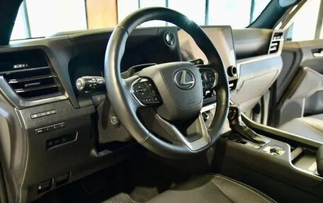 Lexus GX, 2024 год, 14 700 000 рублей, 31 фотография