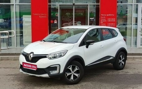 Renault Kaptur I рестайлинг, 2018 год, 1 599 000 рублей, 1 фотография