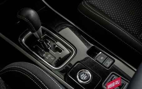 Mitsubishi Outlander III рестайлинг 3, 2021 год, 2 275 000 рублей, 16 фотография