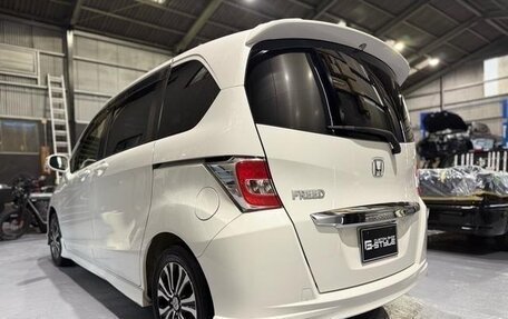 Honda Freed I, 2013 год, 854 000 рублей, 37 фотография