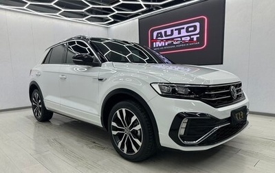 Volkswagen T-Roc I, 2022 год, 2 180 000 рублей, 1 фотография