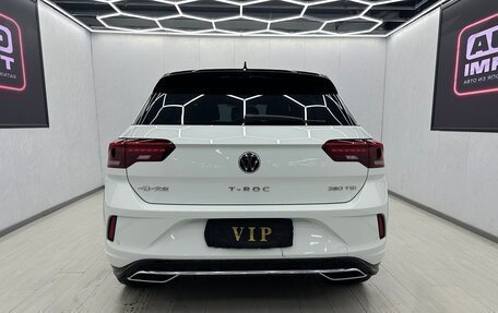 Volkswagen T-Roc I, 2022 год, 2 180 000 рублей, 5 фотография