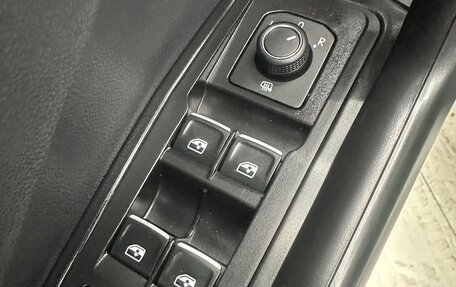 Volkswagen T-Roc I, 2022 год, 2 180 000 рублей, 12 фотография