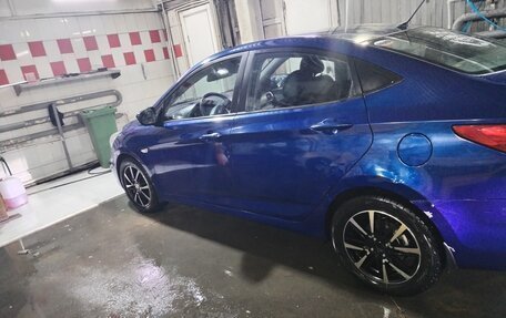 Hyundai Solaris II рестайлинг, 2014 год, 470 000 рублей, 3 фотография