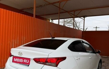 Hyundai Solaris II рестайлинг, 2017 год, 845 000 рублей, 6 фотография