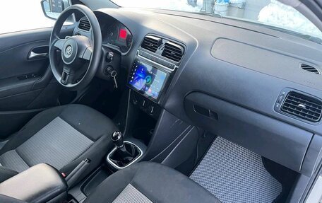 Volkswagen Polo VI (EU Market), 2011 год, 482 000 рублей, 10 фотография