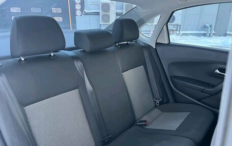 Volkswagen Polo VI (EU Market), 2011 год, 482 000 рублей, 11 фотография