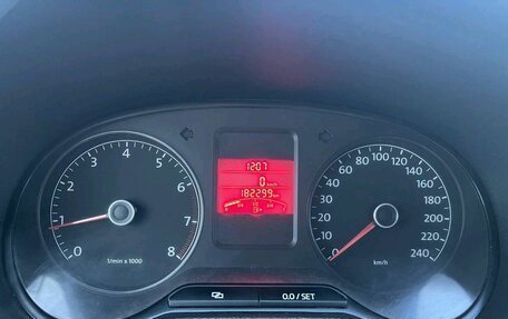 Volkswagen Polo VI (EU Market), 2011 год, 482 000 рублей, 17 фотография