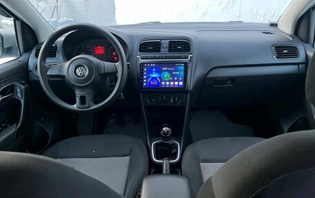 Volkswagen Polo VI (EU Market), 2011 год, 482 000 рублей, 12 фотография