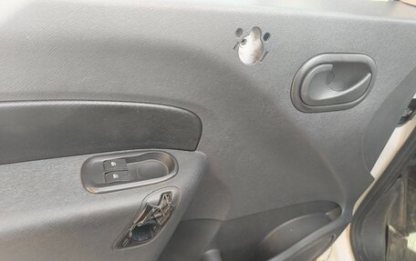 Renault Kangoo II рестайлинг, 2012 год, 625 000 рублей, 11 фотография