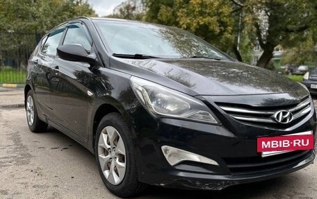 Hyundai Solaris II рестайлинг, 2014 год, 400 000 рублей, 7 фотография