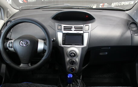 Toyota Yaris III рестайлинг, 2008 год, 548 000 рублей, 8 фотография