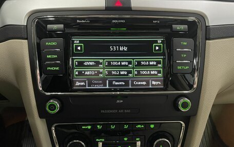 Skoda Superb III рестайлинг, 2011 год, 1 415 000 рублей, 11 фотография