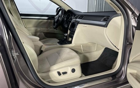 Skoda Superb III рестайлинг, 2011 год, 1 415 000 рублей, 12 фотография