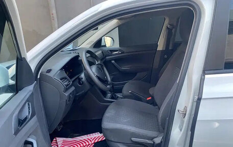 Volkswagen T-Cross I, 2023 год, 1 370 998 рублей, 5 фотография