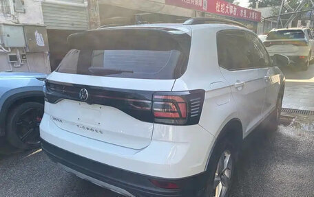 Volkswagen T-Cross I, 2023 год, 1 370 998 рублей, 4 фотография