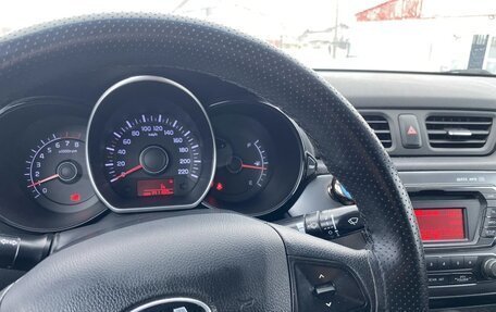 KIA Rio III рестайлинг, 2013 год, 750 000 рублей, 7 фотография