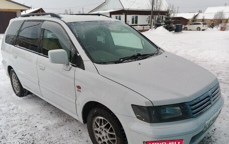 Mitsubishi Chariot III, 1998 год, 450 000 рублей, 2 фотография